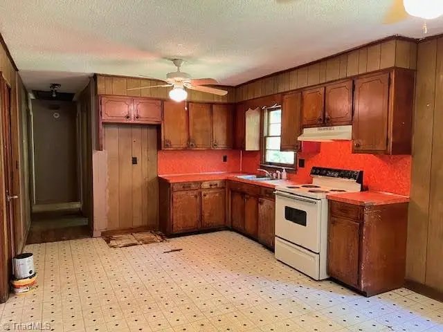 436 Mineral Springs Road, Pelham, NC 27311 - #2