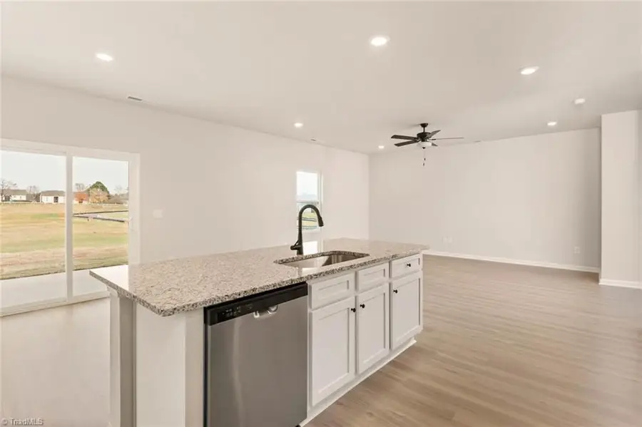 1046 Jonestown Road, Winston Salem, NC 27103 - Image #2