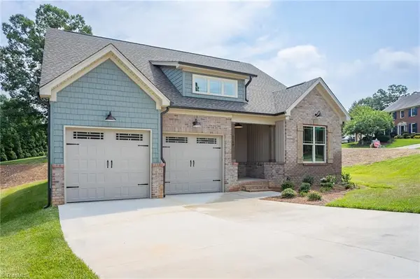 2200 Delaine Point, High Point, NC 27265