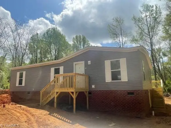 484 Avenue K, Lexington, NC 27292