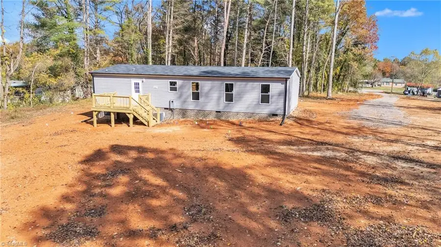 333 Johnson Road, North Wilkesboro, NC 28659 - Image #3