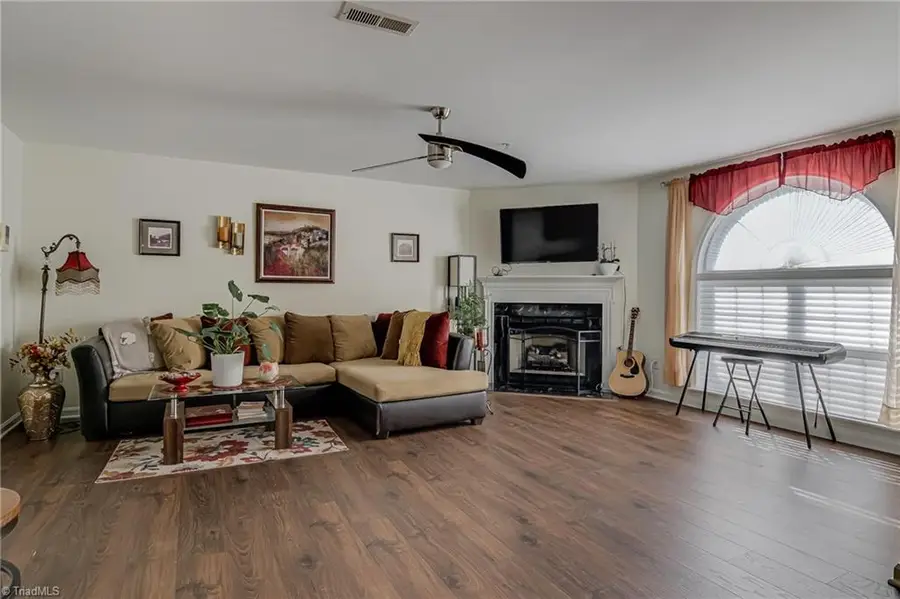 312 Quietwood Drive, Winston Salem, NC 27103 - Image #3