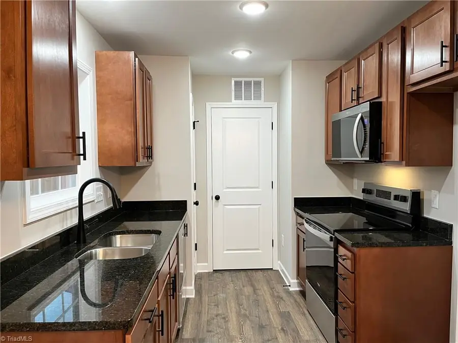 410 Irma Avenue, Lexington, NC 27292 - Image #2