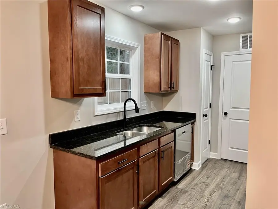 410 Irma Avenue, Lexington, NC 27292 - Image #3