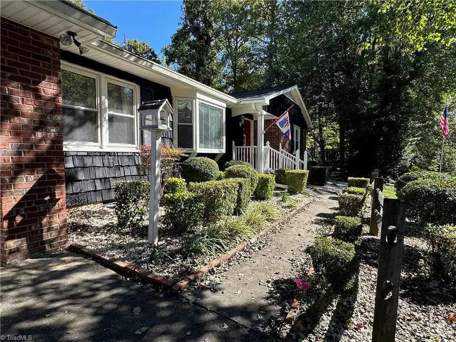 14 Windsor Circle, Thomasville, NC 27360 - Image #3