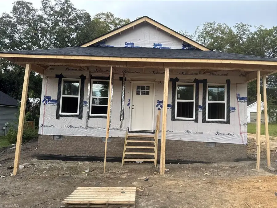 107 College Street, Thomasville, NC 27360 - Image #2