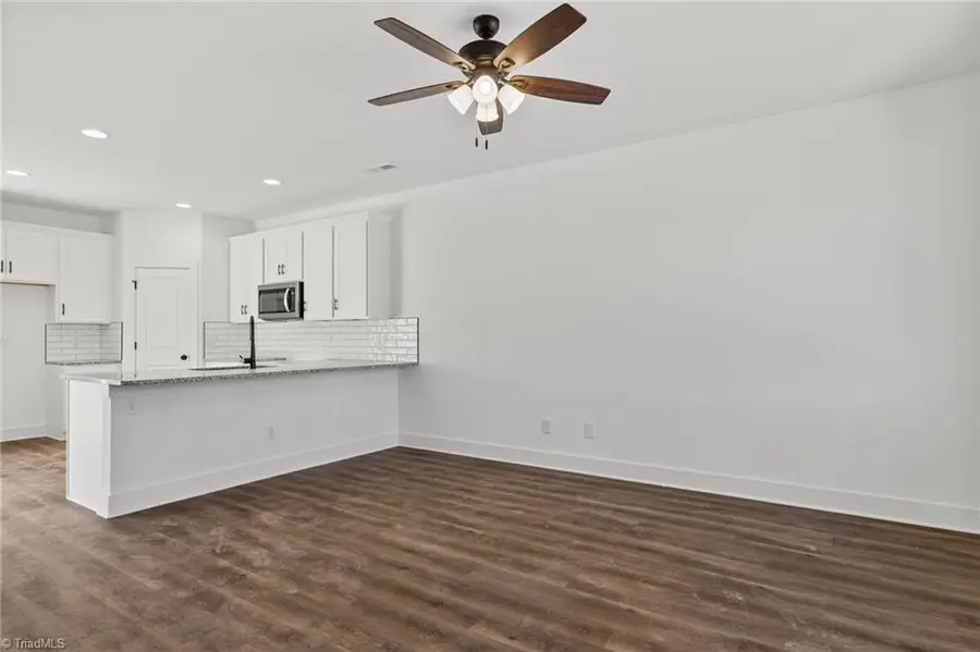 109 Indian Wells Court, Harmony, NC 28634 - Image #3