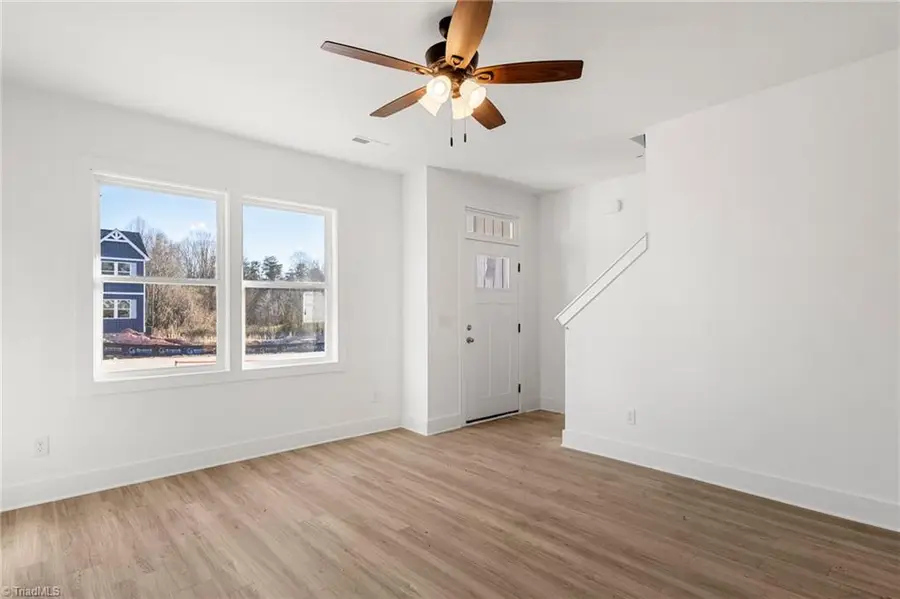 114 Indian Wells Court, Harmony, NC 28634 - Image #2