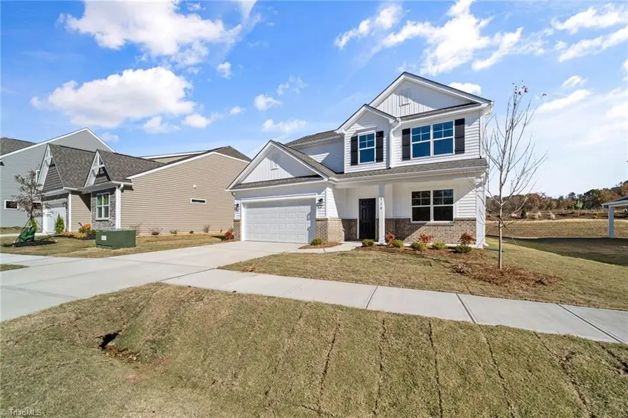 328 Blooming Maple Drive, Kernersville, NC 27284 - Image #3