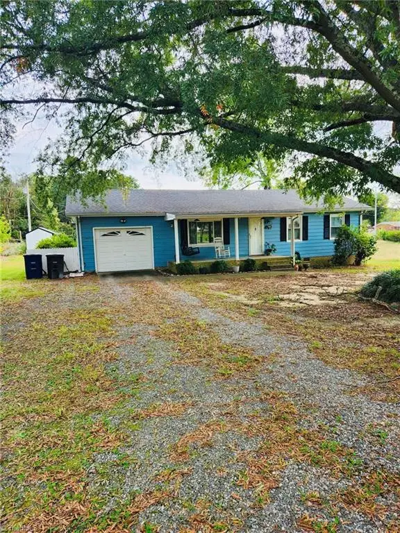 4330 Glenford Drive, Winston Salem, NC 27107 - Image #2