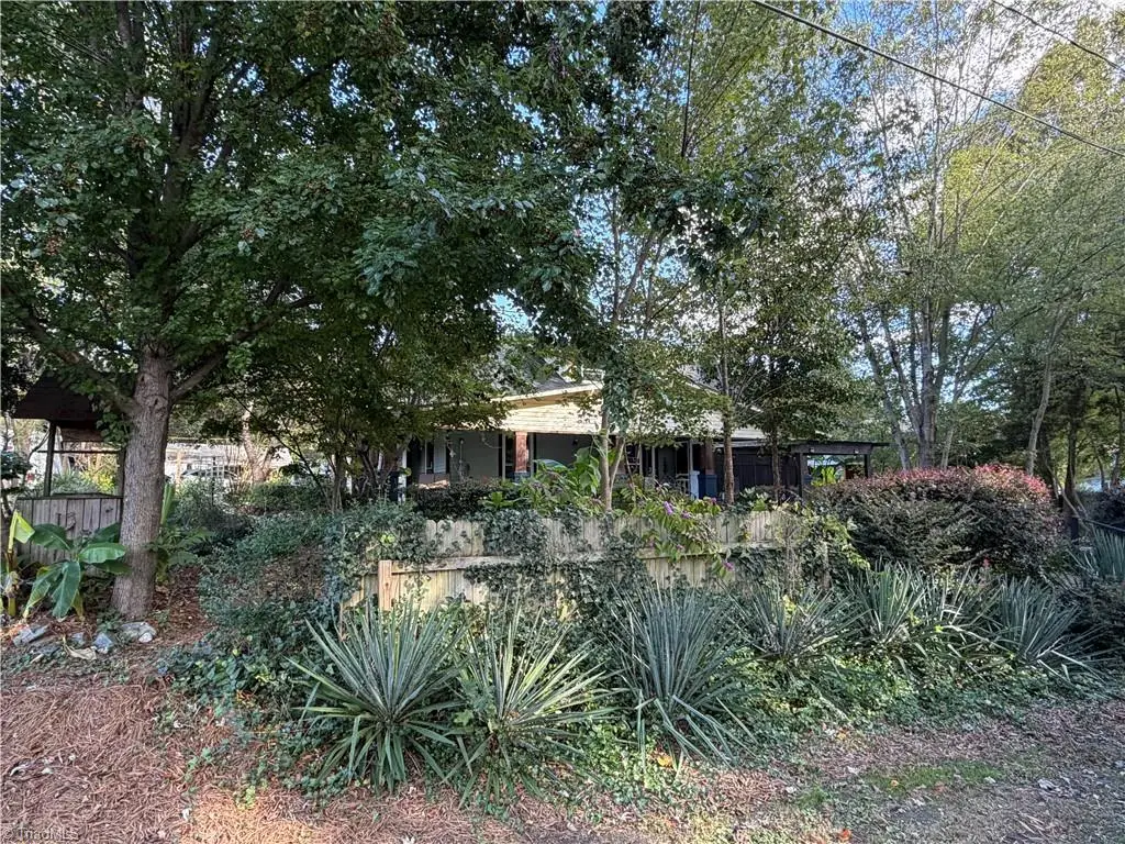 724 Summit Street, Walnut Cove, NC 27052 - Image #1