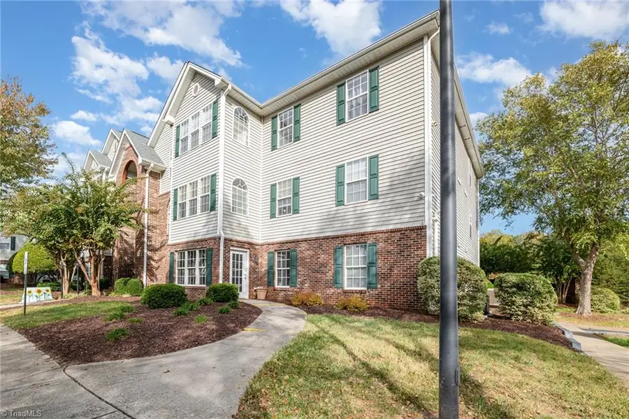 524 Scholastic Court, Winston Salem, NC 27106 - Image #2