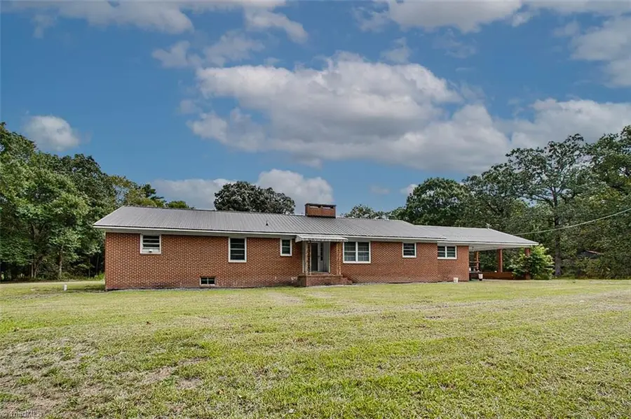 4142 Sadie Road, Seagrove, NC 27341 - Image #2