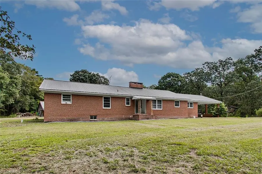 4142 Sadie Road, Seagrove, NC 27341 - Image #3