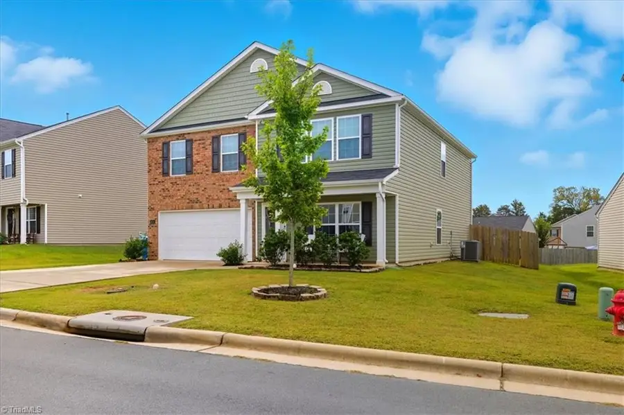 6854 Summerside Drive, Whitsett, NC 27377 - Image #3