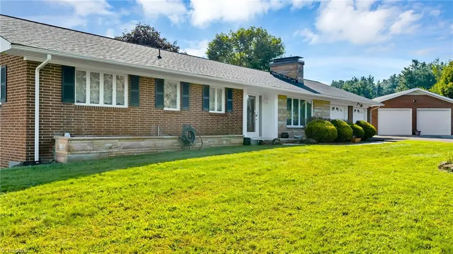 354 Old Wilkes Road, Glendale Springs, NC 28629 - Image #2