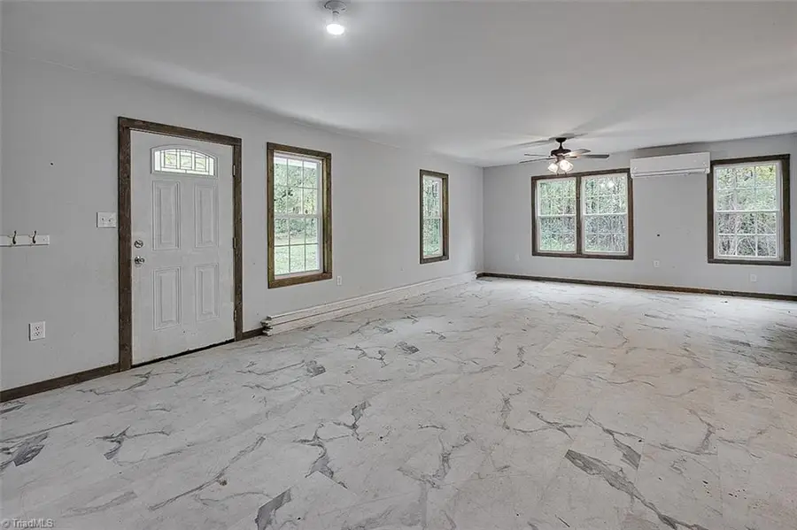 846 S Plank Road, Sanford, NC 27330 - Image #2