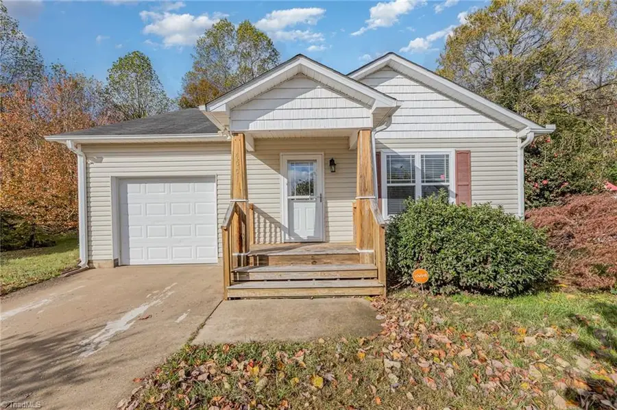 4001 Gloria Ridge, Winston Salem, NC 27107 - Image #2