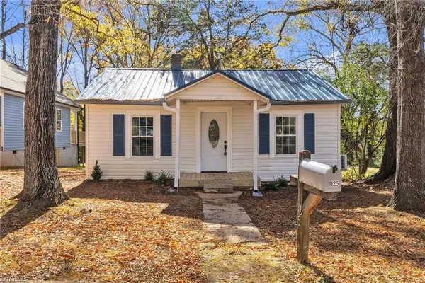 1125 Wilmington Avenue, Statesville, NC 28677