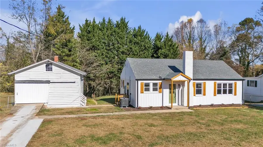 218 Cedarbrook Road, Jonesville, NC 28642 - Image #2