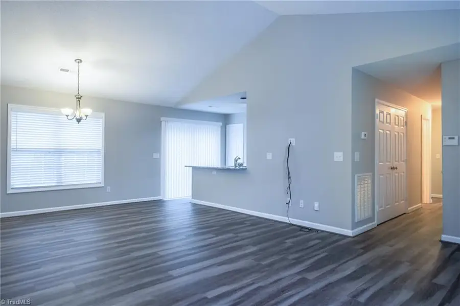 827 Banner Oak Court, Greensboro, NC 27406 - Image #3