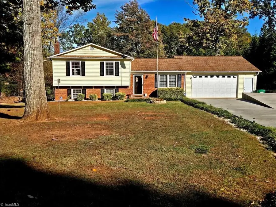 206 Bessemer Court, King, NC 27021 - Image #2