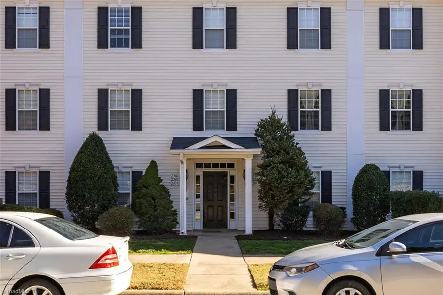 2201 Lambeth Farm Lane, Kernersville, NC 27284 - Image #3