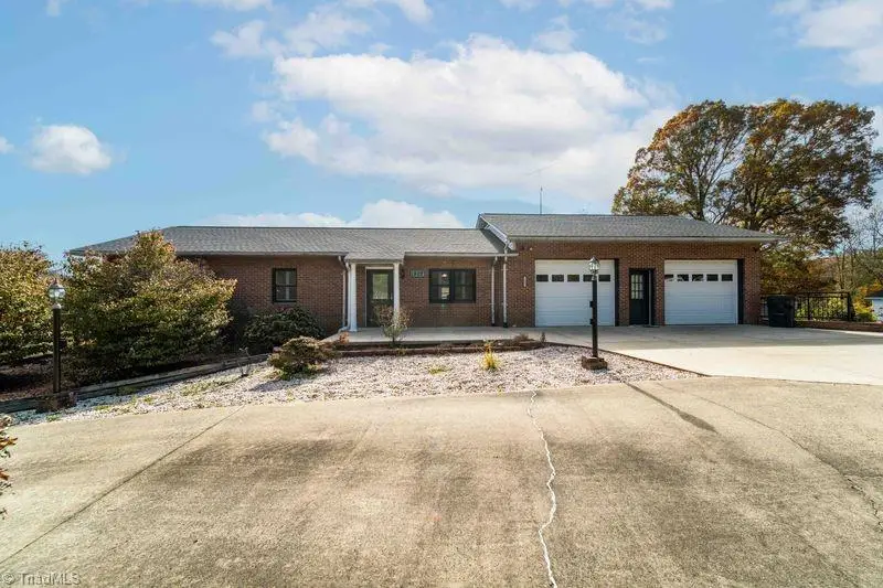 1802 Slate Road, King, NC 27021 - Image #2