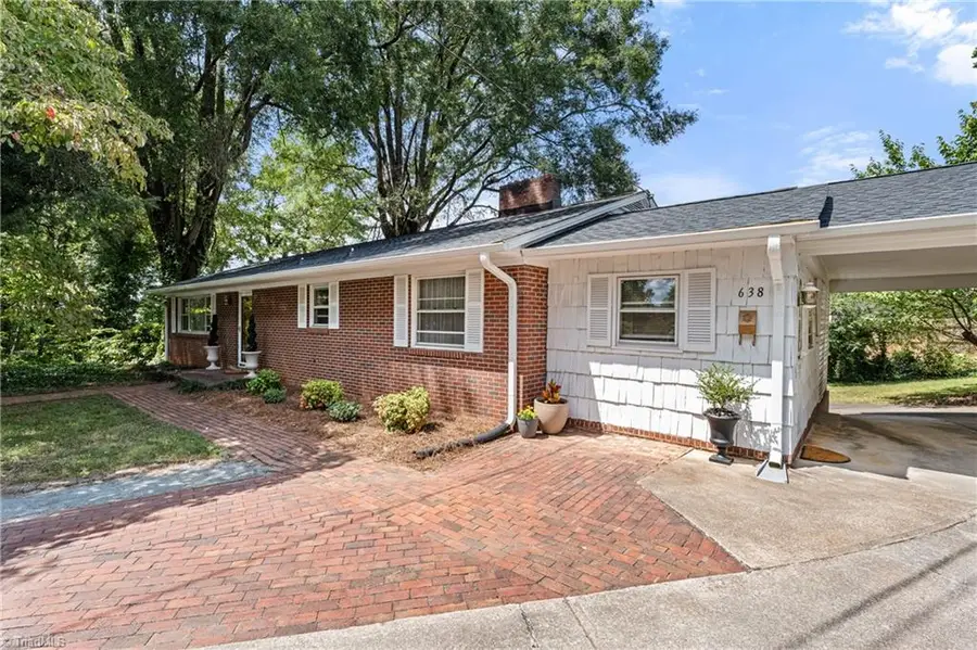 638 Bethany Court, Winston Salem, NC 27103 - Image #2