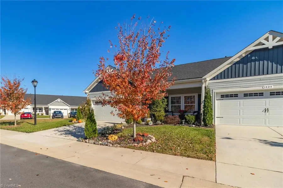 1402 Hunting Hawk Lane, Kernersville, NC 27284 - Image #3