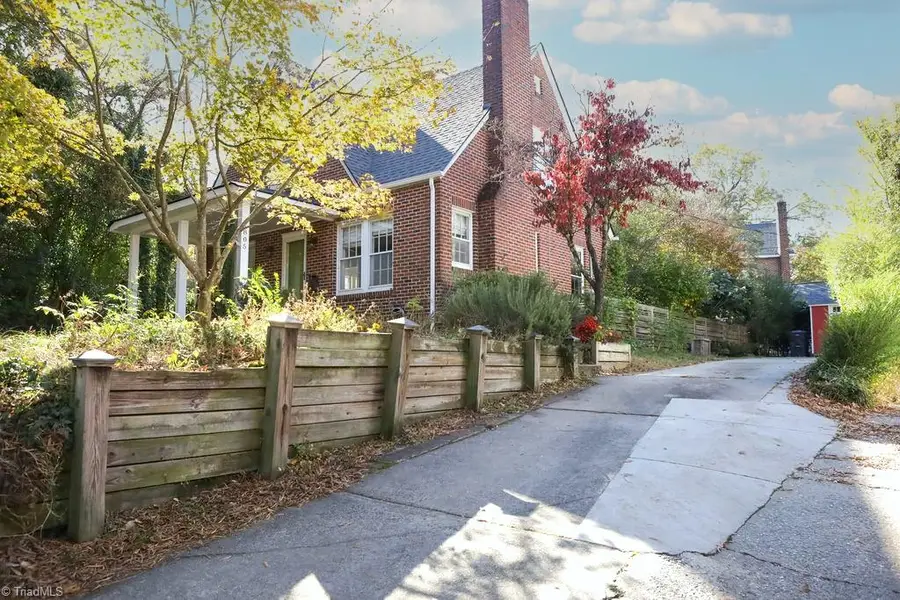 1805 W Friendly Avenue, Greensboro, NC 27403 - Image #3