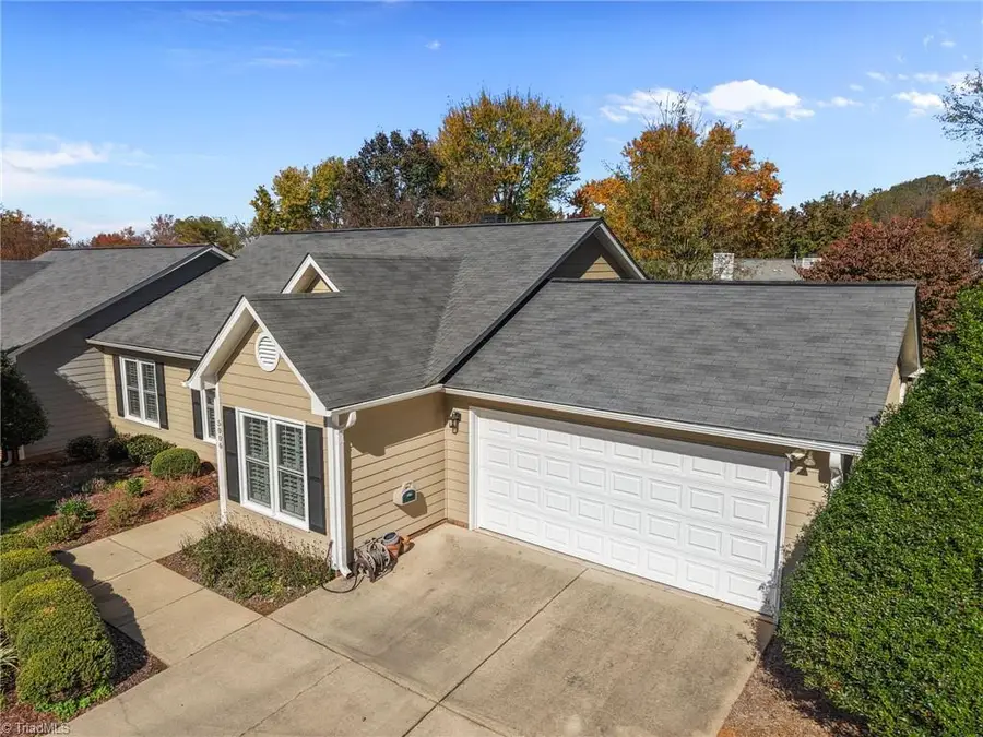 5006 Heathridge Terrace, Greensboro, NC 27410 - Image #3