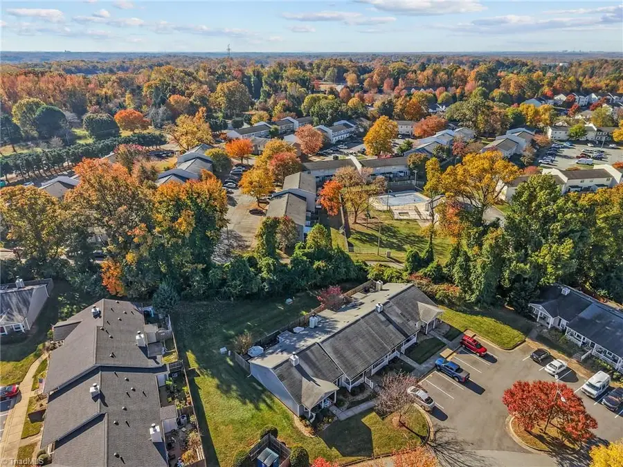 814 Guilford College Road #135, Greensboro, NC 27409 - Image #2