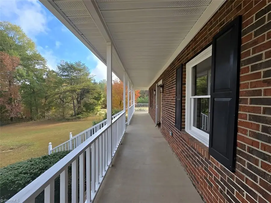 1688 Birchwood Drive, Burlington, NC 27217 - Image #3