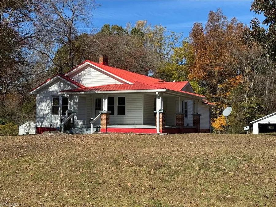 400 Bradstone Drive, Wallburg, NC 27107 - Image #2