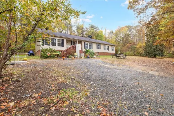 2072 Us Highway 158, Reidsville, NC 27320