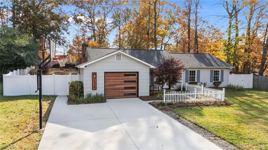 1924 Middlewood Court, High Point, NC 27265 - Image #2