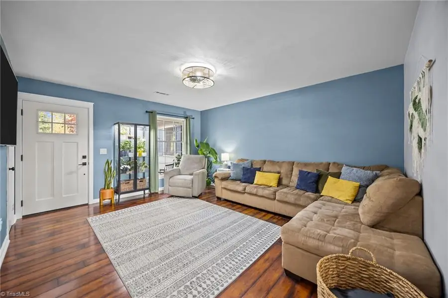 1924 Middlewood Court, High Point, NC 27265 - Image #3