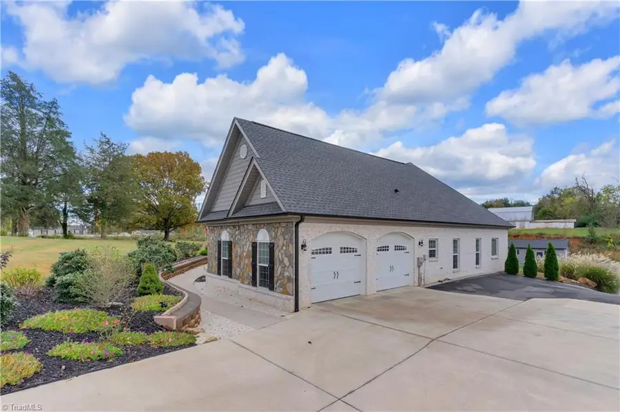 132 Conrad Road, Lewisville, NC 27023 - Image #3