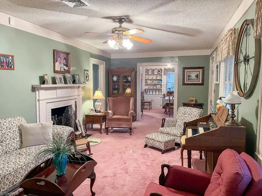 414 W Jefferson Street, Jackson, NC 27845 - Image #2