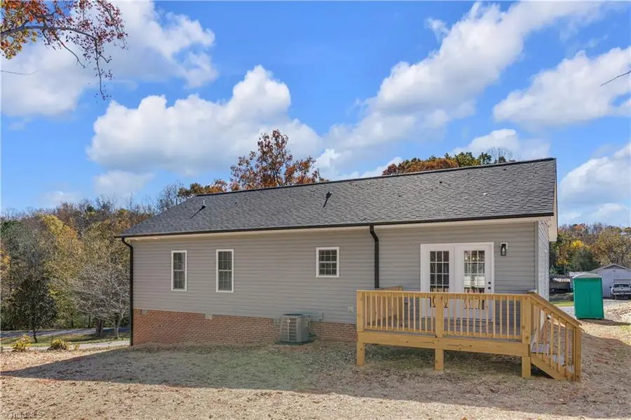 503 Sunrise Avenue, Asheboro, NC 27203 - Image #2