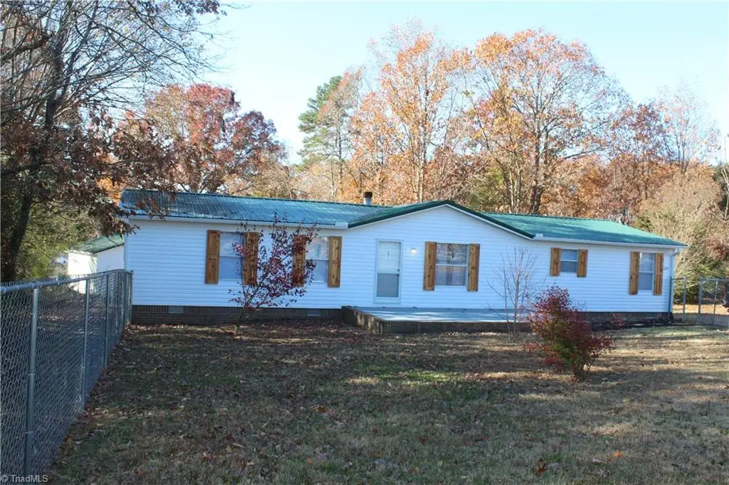 139 Crestwood Circle, Lexington, NC 27295 - Image #1