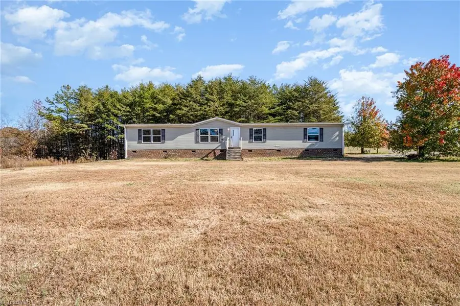 5061 Reid Road, Wallburg, NC 27107 - Image #2