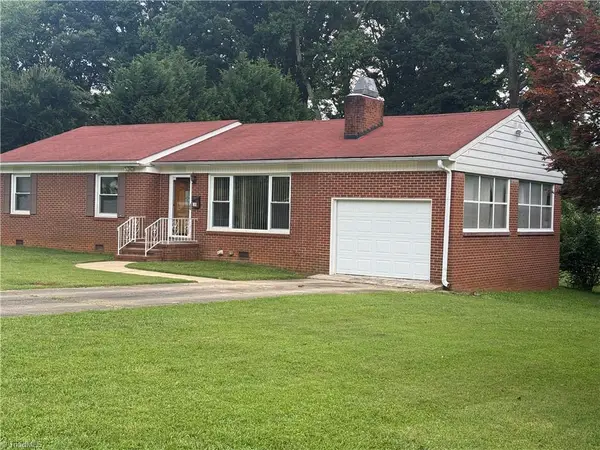 100 Kirk Road, Greensboro, NC 27455