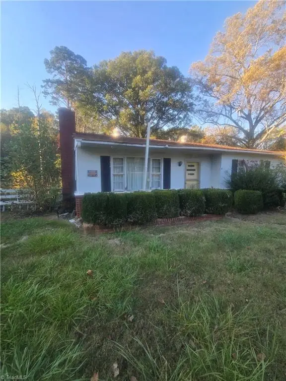 5471 Yadkinville Road, Pfafftown, NC 27040 - Image #2