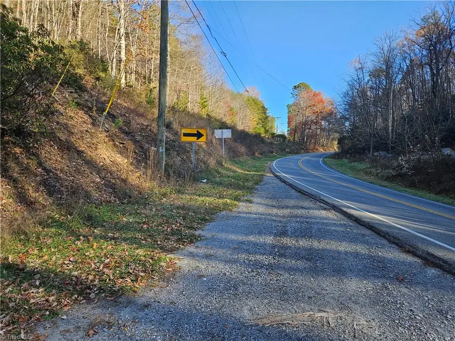 3309 E Pine Street, Mount Airy, NC 27030 - Image #2