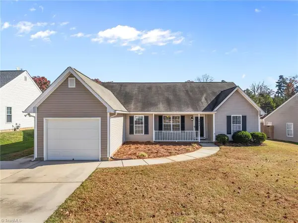 1813 Lochwood Drive, Greensboro, NC 27406