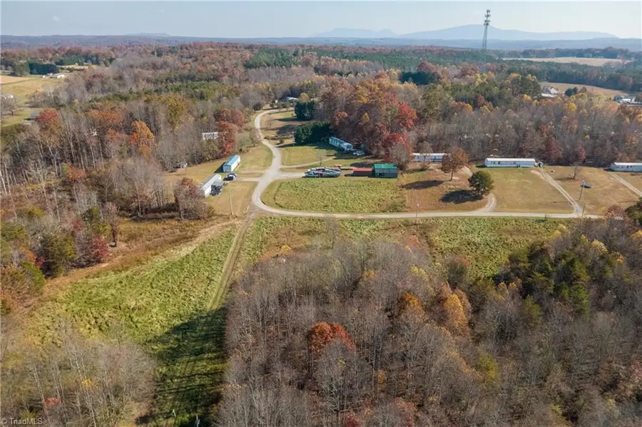 3234 Alleghany Lane, Pilot Mountain, NC 27041 - Image #2