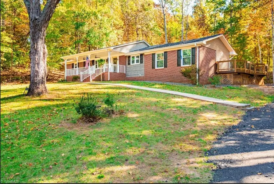 1350 Harpwell Drive, Winston Salem, NC 27106 - Image #2