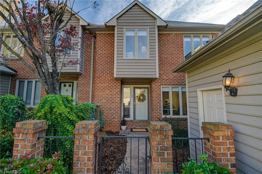 1105 Chipping Court, Winston Salem, NC 27104 - Image #2